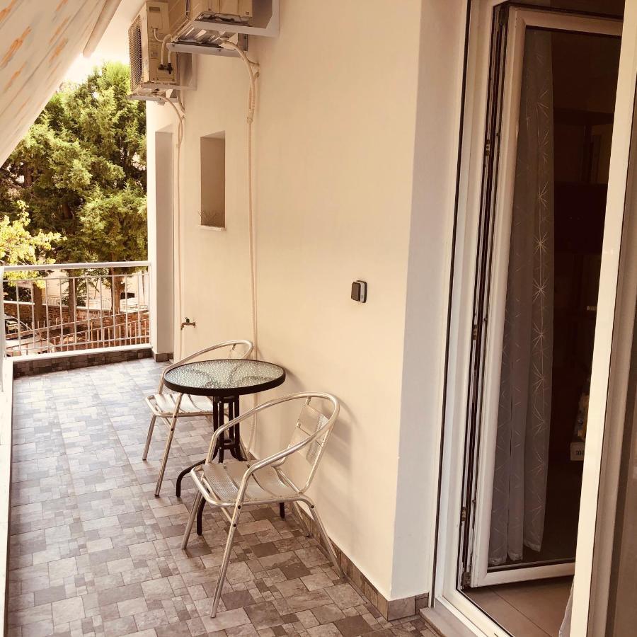 The Romantic Traveller I Apartment Кавала Екстериор снимка