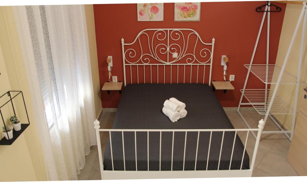 The Romantic Traveller I Apartment Кавала Екстериор снимка