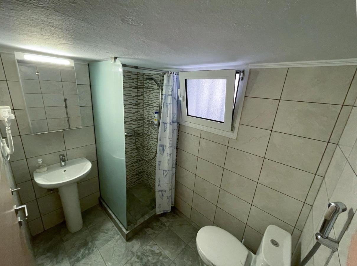 The Romantic Traveller I Apartment Кавала Екстериор снимка