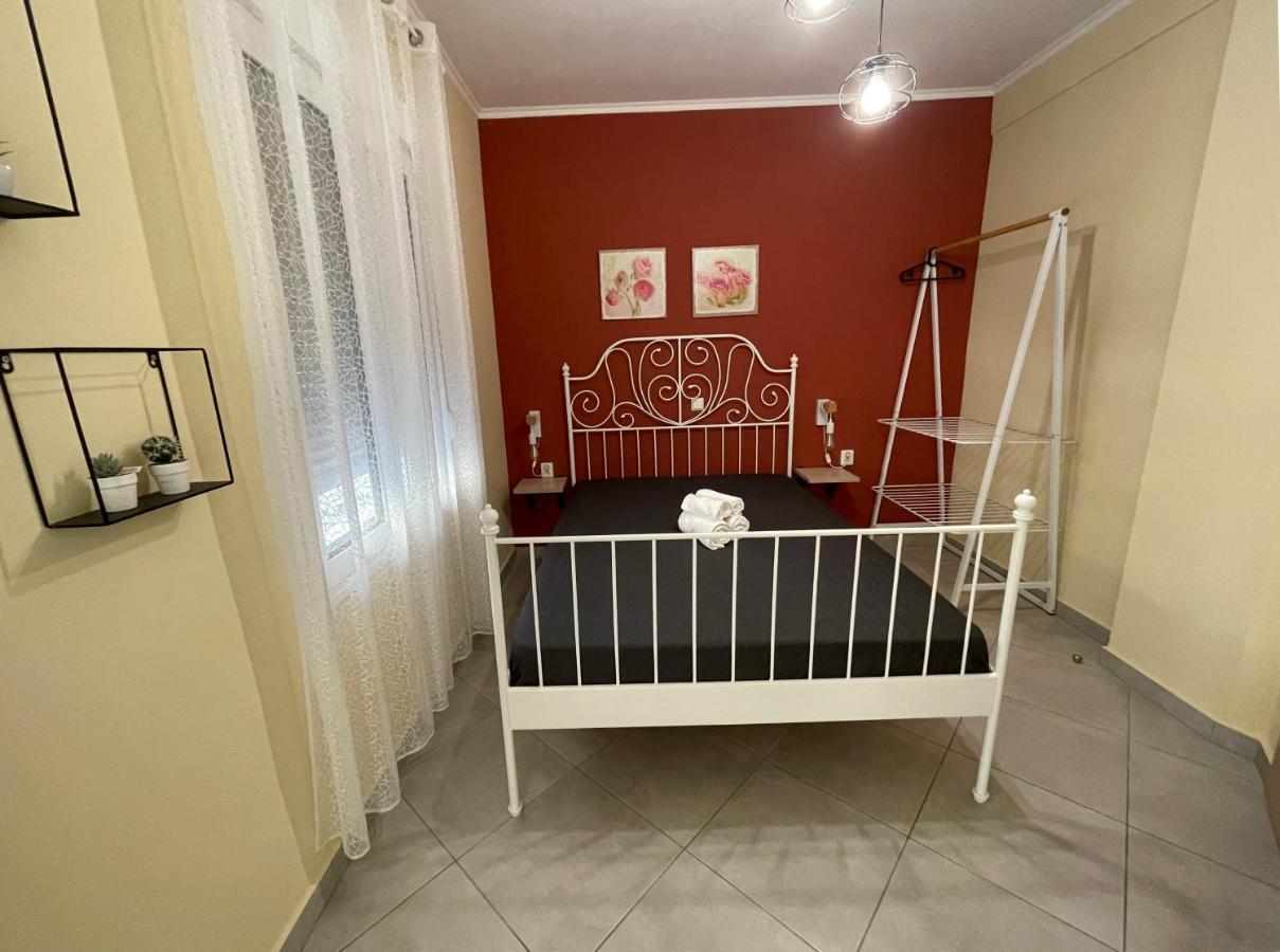 The Romantic Traveller I Apartment Кавала Екстериор снимка