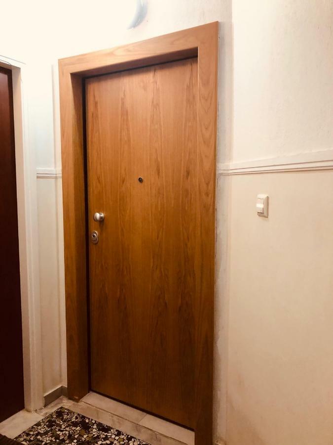 The Romantic Traveller I Apartment Кавала Екстериор снимка